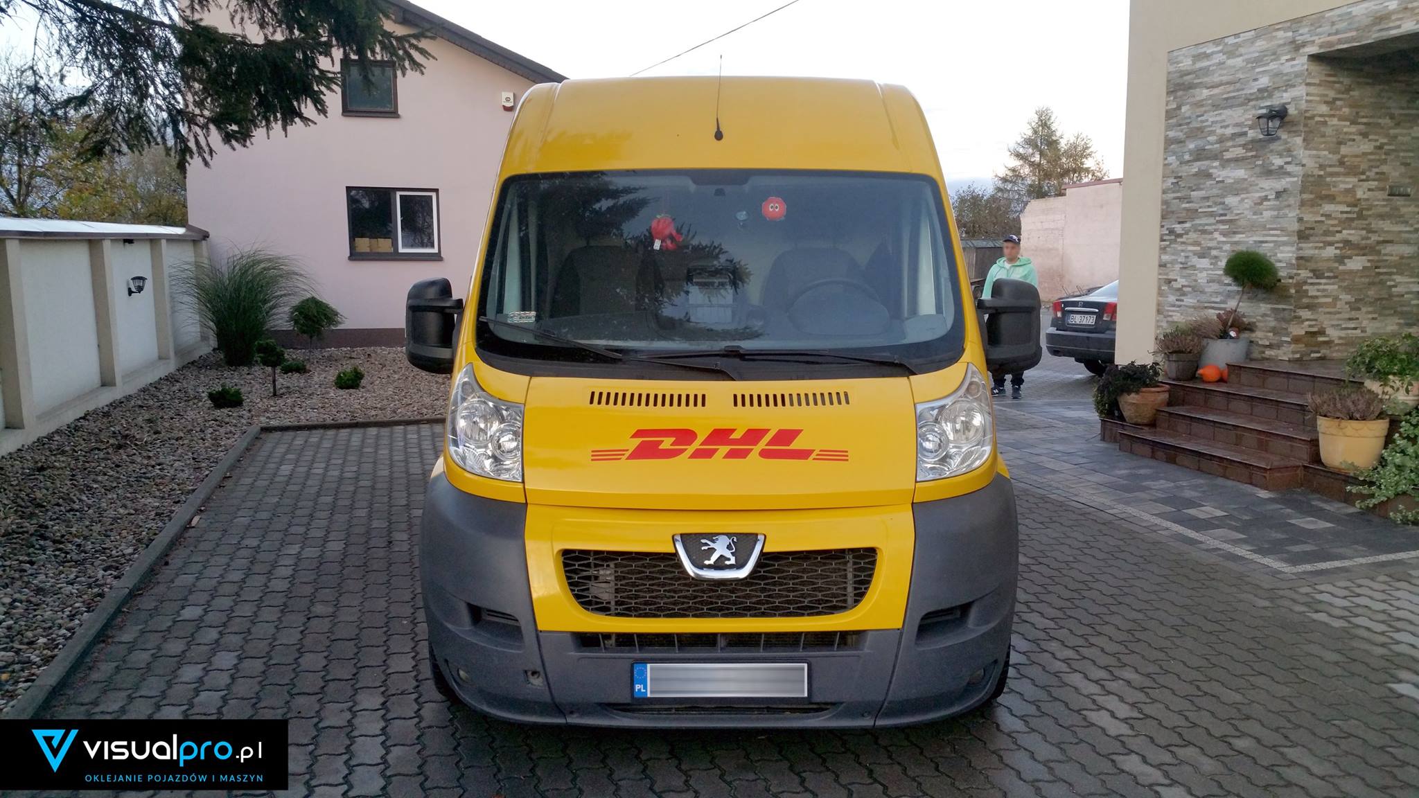 Zmiana Koloru Dla DHL