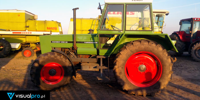 Odnowienie naklejek Ciągnika Fendt Favorit.